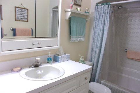 Condo in Stuart, Florida, 2 bedrooms  № 1210316 - photo 2