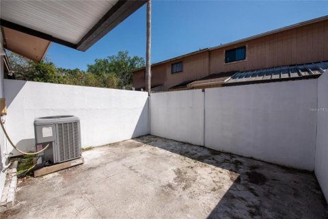 Touwnhouse à vendre à Tampa, Floride: 2 chambres, 86.21 m2 № 1393777 - photo 28