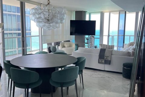 Condo in Sunny Isles Beach, Florida, 3 bedrooms  № 1135604 - photo 6