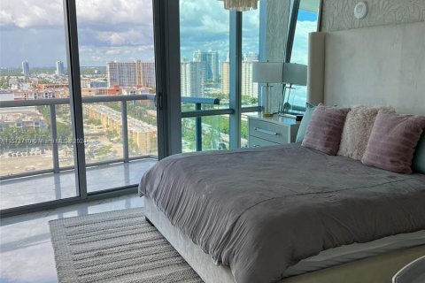 Copropriété à vendre à Sunny Isles Beach, Floride: 3 chambres, 181.72 m2 № 1135604 - photo 16