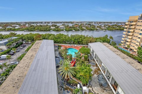 Condo in South Palm Beach, Florida, 1 bedroom  № 932428 - photo 28