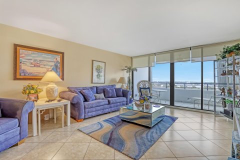 Copropriété à vendre à South Palm Beach, Floride: 1 chambre, 94.39 m2 № 932428 - photo 26