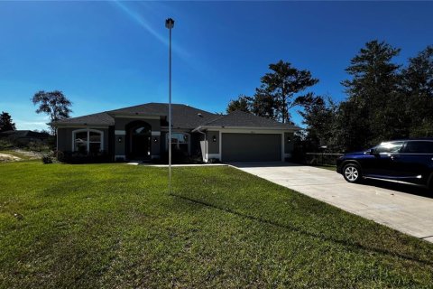 Casa en venta en Ocala, Florida, 4 dormitorios, 216.46 m2 № 1416867 - foto 1