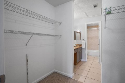 Copropriété à vendre à Largo, Floride: 3 chambres, 121.33 m2 № 1342994 - photo 13