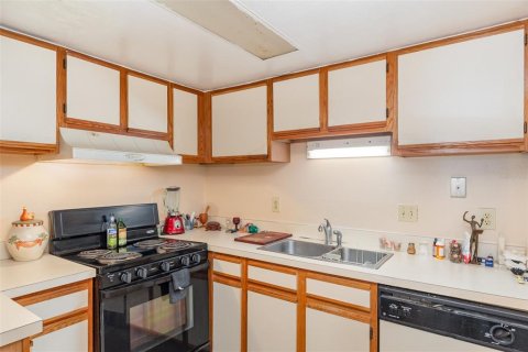 Condo in Orlando, Florida, 1 bedroom  № 1396622 - photo 8