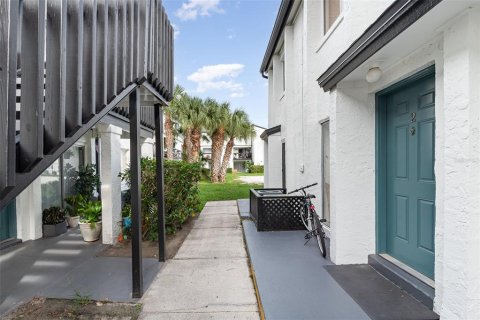 Condominio en venta en Orlando, Florida, 1 dormitorio, 71.07 m2 № 1396622 - foto 4