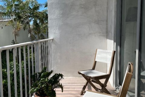 Condo in Miami Beach, Florida, 1 bedroom  № 981602 - photo 22