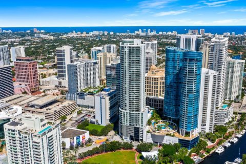 Condo in Fort Lauderdale, Florida, 3 bedrooms  № 981651 - photo 27