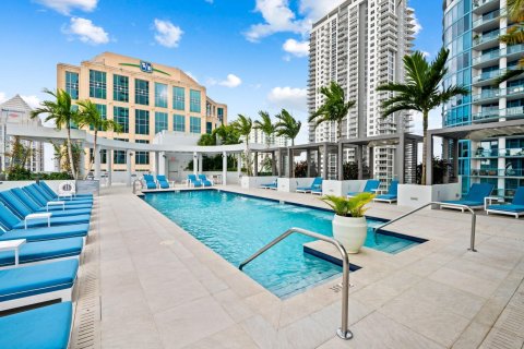 Condo in Fort Lauderdale, Florida, 3 bedrooms  № 981651 - photo 30