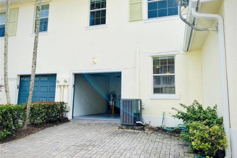 Townhouse in Jupiter, Florida 3 bedrooms, 119.84 sq.m. № 1347991 - photo 5