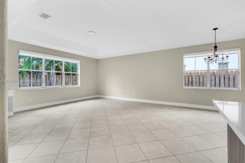 Villa ou maison à louer à Miramar, Floride: 3 chambres, 236.81 m2 № 1347995 - photo 14