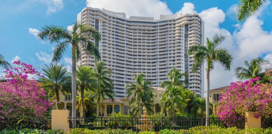 Condominio en Aventura, Florida, 3 dormitorios  № 1146846