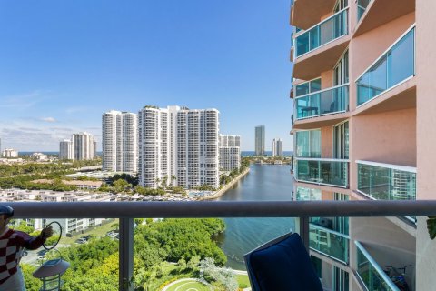 Condominio en venta en Aventura, Florida, 2 dormitorios, 173.73 m2 № 825799 - foto 23