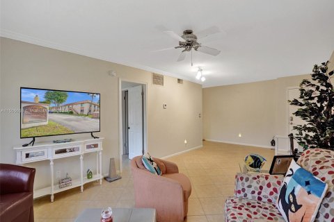 Condominio en venta en Wilton Manors, Florida, 1 dormitorio, 69.68 m2 № 927160 - foto 6