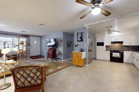 Casa en venta en Crystal River, Florida, 3 dormitorios, 155.8 m2 № 1343895 - foto 9