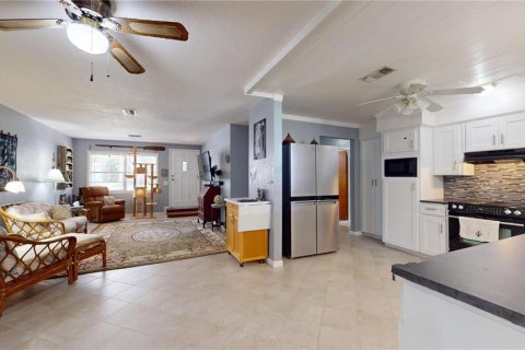 Casa en venta en Crystal River, Florida, 3 dormitorios, 155.8 m2 № 1343895 - foto 11