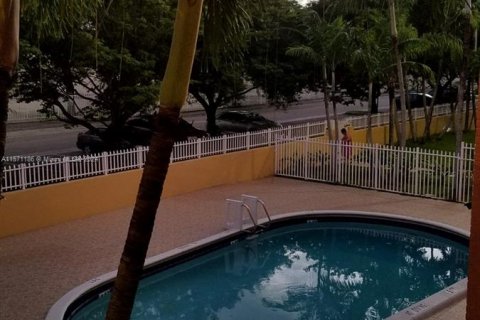 Купить кондоминиум в Норт-Майами-Бич, Флорида 1 спальня, 49.24м2, № 1128202 - фото 4