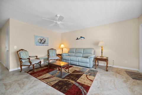 Condominio en venta en Vero Beach, Florida, 2 dormitorios, 92.9 m2 № 1007469 - foto 18