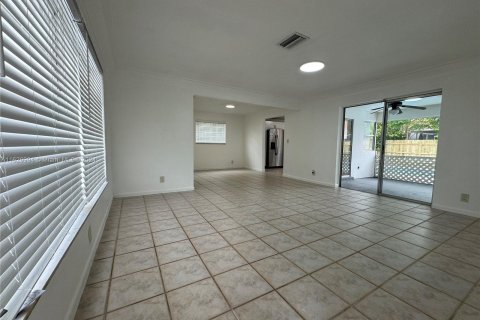 Villa ou maison à vendre à Margate, Floride: 3 chambres, 118.45 m2 № 1291555 - photo 12