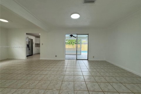 Casa en venta en Margate, Florida, 3 dormitorios, 118.45 m2 № 1291555 - foto 9