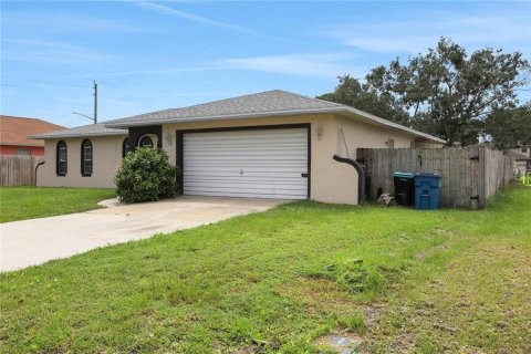 Villa ou maison à vendre à Palm Bay, Floride: 3 chambres, 175.21 m2 № 1352621 - photo 5