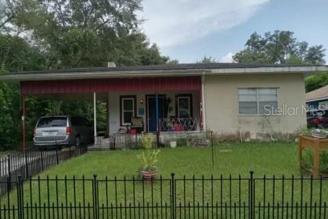 House in Lakeland, Florida 4 bedrooms, 188.13 sq.m. № 1352619 - photo 1