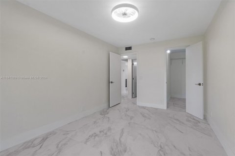 Condo in Boca Raton, Florida, 2 bedrooms  № 1320775 - photo 9