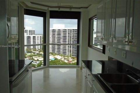 Condo in Aventura, Florida, 3 bedrooms  № 1320778 - photo 26