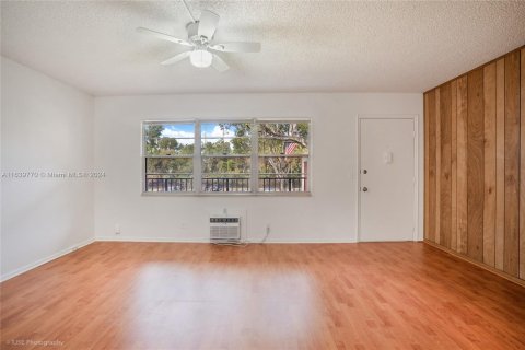 Copropriété à vendre à Pembroke Pines, Floride: 1 chambre, 75.34 m2 № 1329097 - photo 7