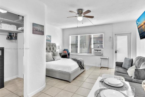 Condominio en venta en Hollywood, Florida, 1 dormitorio, 30.66 m2 № 1329455 - foto 13