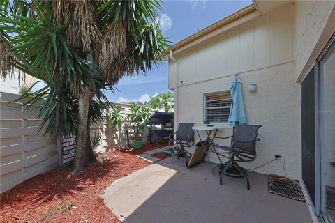 Townhouse in Clearwater, Florida 3 bedrooms, 130.53 sq.m. № 1361015 - photo 23