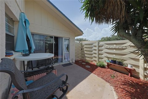 Townhouse in Clearwater, Florida 3 bedrooms, 130.53 sq.m. № 1361015 - photo 22