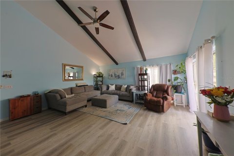 Touwnhouse à vendre à Clearwater, Floride: 3 chambres, 130.53 m2 № 1361015 - photo 4