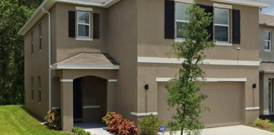 Casa en New Port Richey, Florida 4 dormitorios, 209.96 m2 № 958088