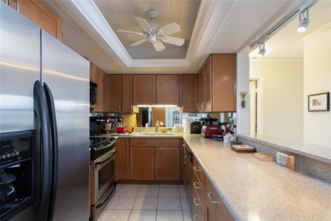 Condo in Saint Petersburg, Florida, 2 bedrooms  № 1389380 - photo 7