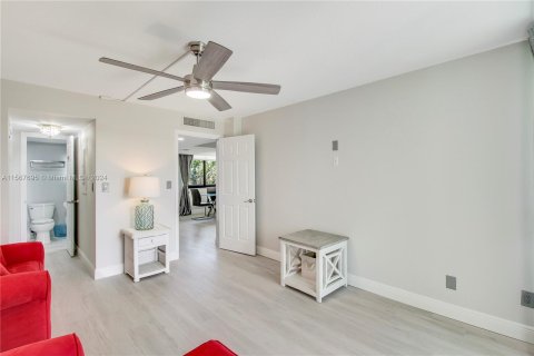 Condo in Jupiter, Florida, 2 bedrooms  № 1117276 - photo 30