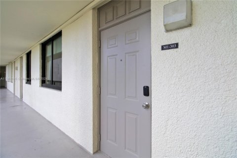 Condo in Jupiter, Florida, 2 bedrooms  № 1117276 - photo 10