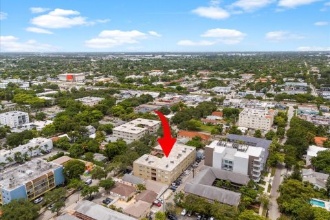 Condominio en venta en Hollywood, Florida, 1 dormitorio, 60.39 m2 № 1306378 - foto 18