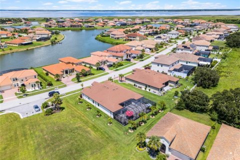 Villa ou maison à vendre à Kissimmee, Floride: 4 chambres, 305.83 m2 № 1287650 - photo 5