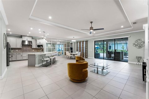 Villa ou maison à vendre à Kissimmee, Floride: 4 chambres, 305.83 m2 № 1287650 - photo 15