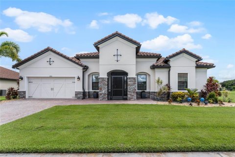 Villa ou maison à vendre à Kissimmee, Floride: 4 chambres, 305.83 m2 № 1287650 - photo 1