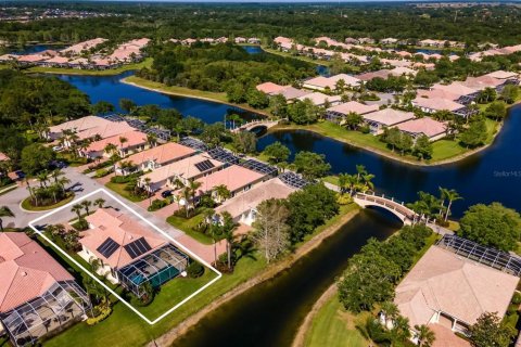 Villa ou maison à louer à Sarasota, Floride: 3 chambres, 186.55 m2 № 216499 - photo 4