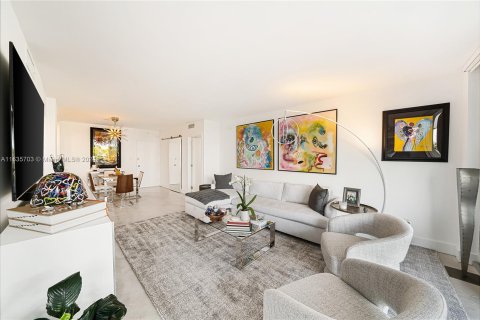 Condominio en venta en Miami Beach, Florida, 2 dormitorios, 110.55 m2 № 1309336 - foto 9