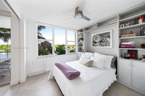 Copropriété à vendre à Miami Beach, Floride: 2 chambres, 110.55 m2 № 1309336 - photo 14