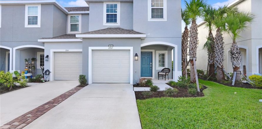 Townhouse in Wesley Chapel, Florida 3 bedrooms, 144.46 sq.m. № 937816