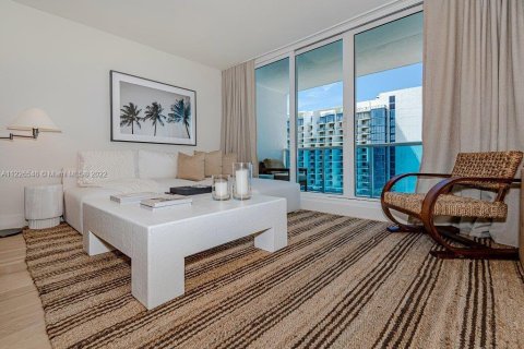 Copropriété à louer à Miami Beach, Floride: 1 chambre, 83.61 m2 № 25595 - photo 4