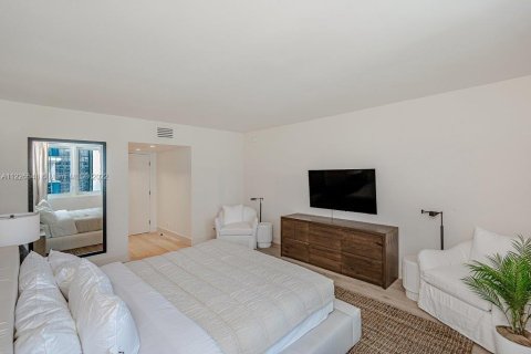 Condominio en alquiler en Miami Beach, Florida, 1 dormitorio, 83.61 m2 № 25595 - foto 19