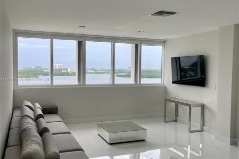 Condominio en venta en Bal Harbour, Florida, 2 dormitorios, 134.43 m2 № 1396027 - foto 6