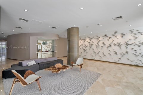 Condominio en venta en Bal Harbour, Florida, 2 dormitorios, 134.43 m2 № 1396027 - foto 29