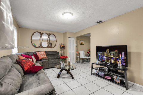 Immobilier commercial à vendre à Miami, Floride: 167.97 m2 № 1395974 - photo 22